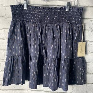 Universal Threads Gray Skirt. Sz-XL. NWT